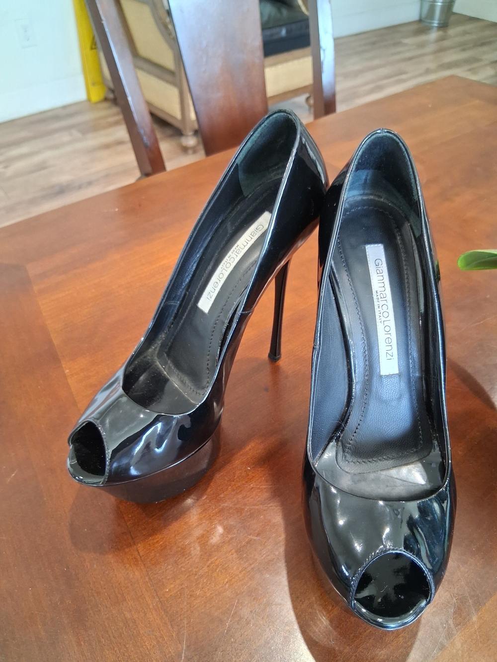 Giamarco Lorenzi Platforms